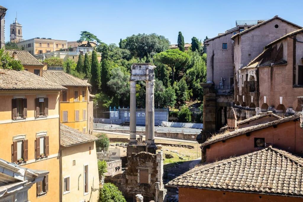 Portico D'Ottavia Lux, Rome